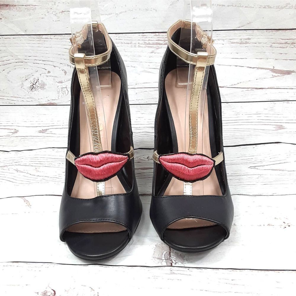 NWOT Wild Diva Black Pink Lips Heels